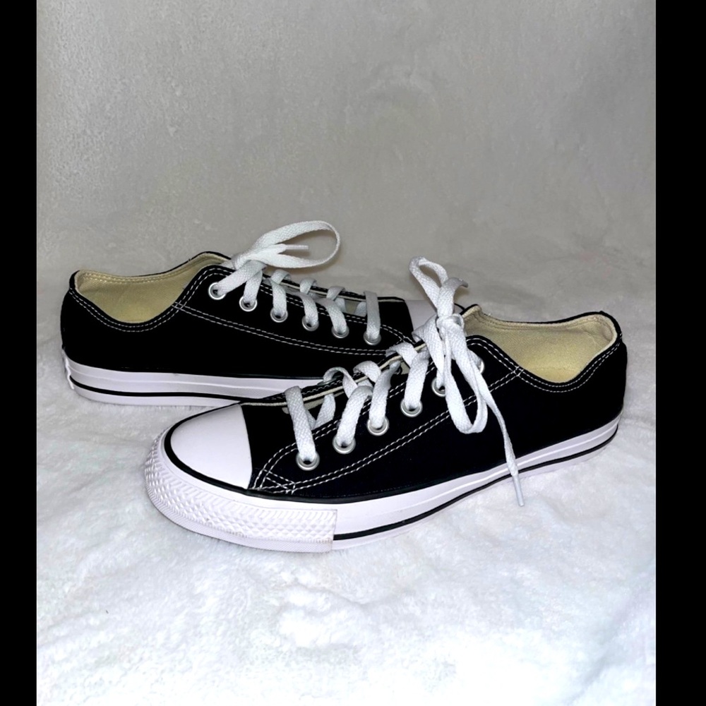 ❌ SOLD ❌ NEW Chuck Taylor All Star Converse